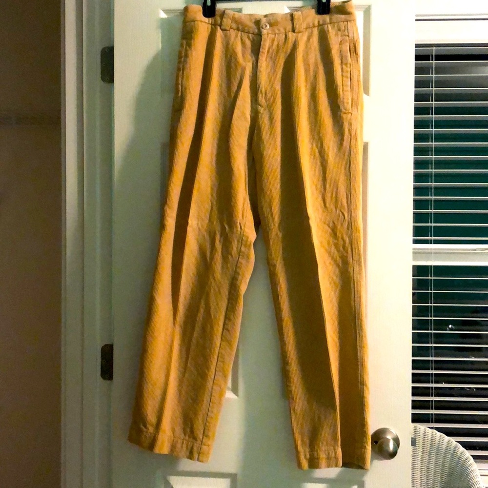 Tommy Bahama Men’s “Relax” Tan Corduroys 32 waist
